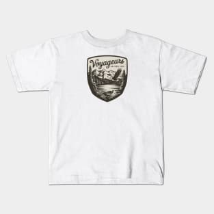 Voyageurs National Park Wildlife Emblem Kids T-Shirt